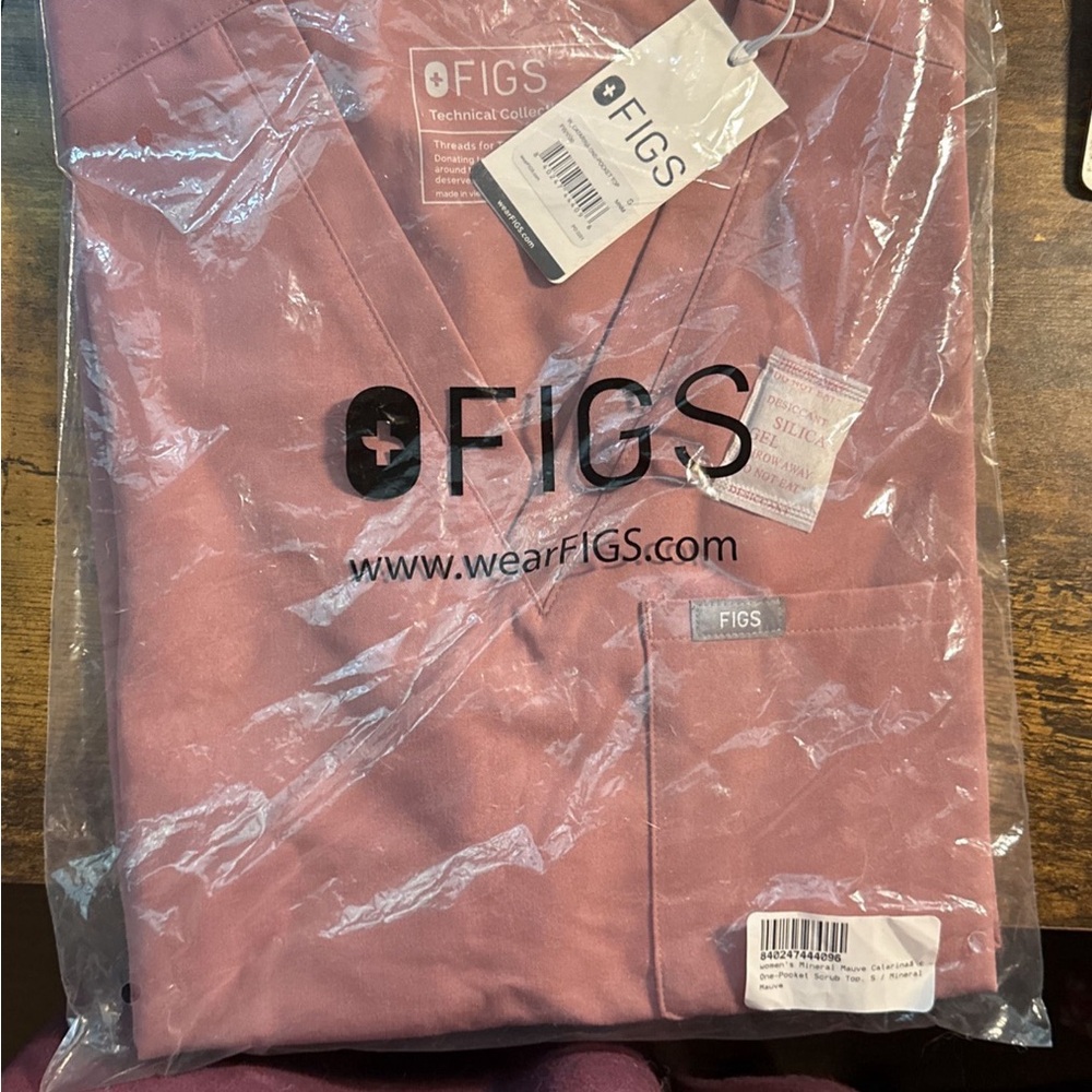 Figs Mineral Mauve Small Catarina Top